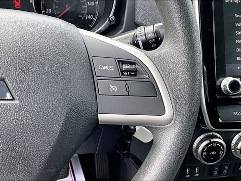 Used 2020 Mitsubishi Outlander Sport ES FWD image 12