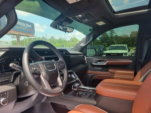 Used 2025 GMC Sierra 1500 Denali Ultimate AWD/4WD image 12