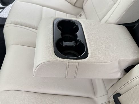 Used 2024 Mercedes-Benz GLE 450 4MATIC image 38