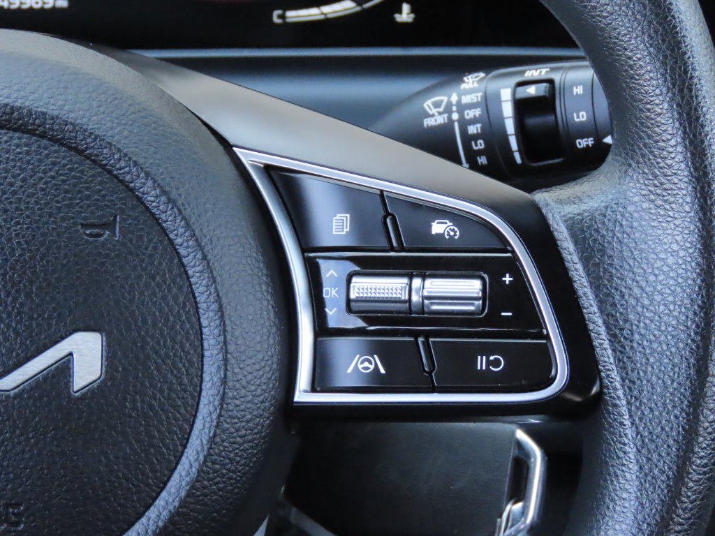 Used 2024 Kia Seltos LX AWD/4WD image 36