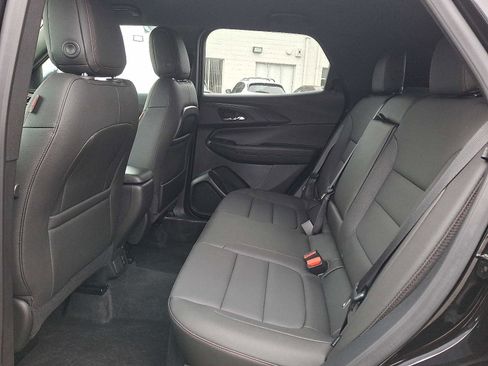 Used 2025 Chevrolet TrailBlazer RS w/ Convenience Package image 10