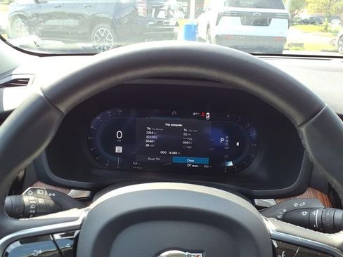 Used 2024 Volvo S60 B5 Plus AWD/4WD image 12