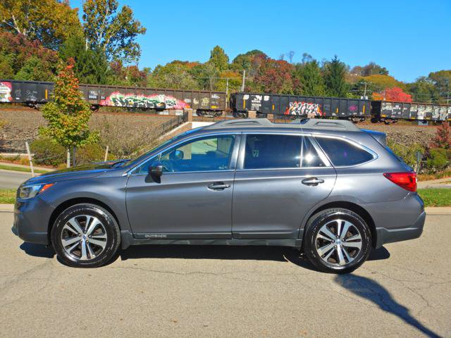 Used 2019 Subaru Outback 2.5i Limited AWD/4WD image 11