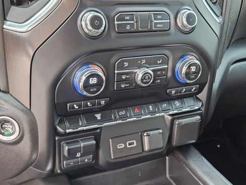 Used 2023 GMC Sierra 2500 AT4 AWD/4WD image 26