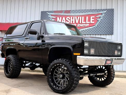 Used 1988 GMC Jimmy 4WD image 2