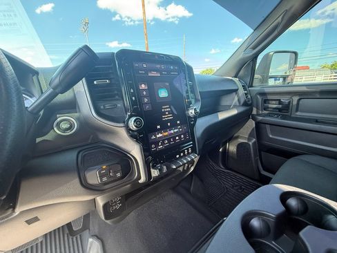 Used 2026 RAM 2500 Tradesman AWD/4WD image 15