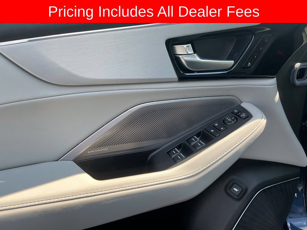 Used 2026 Acura MDX w/ Technology Package AWD/4WD image 10