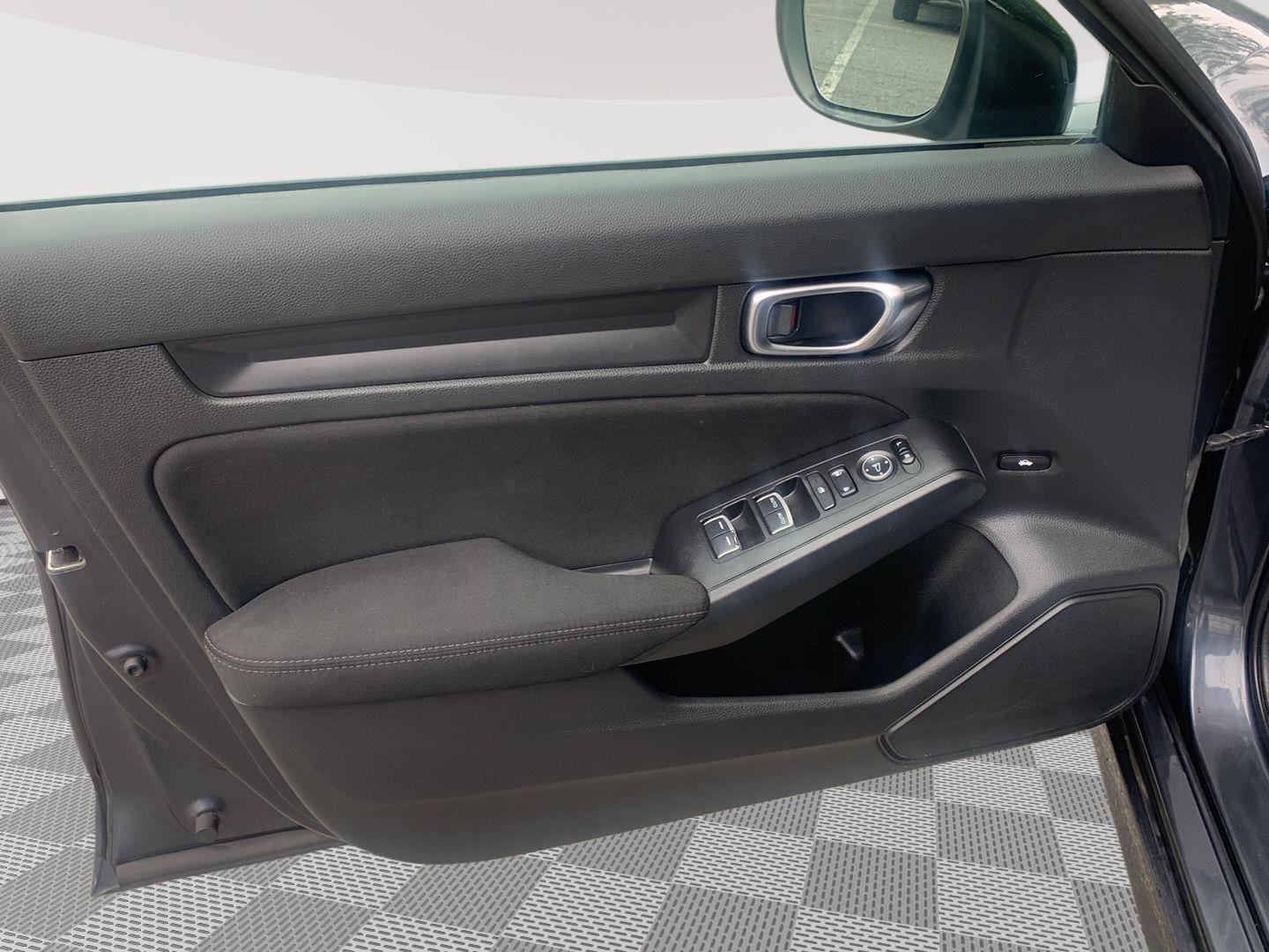Used 2022 Honda Civic Sport image 11