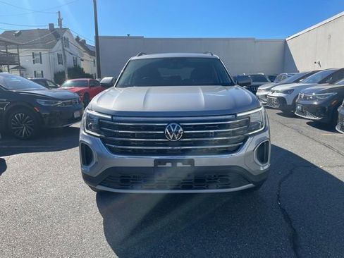 New 2026 Volkswagen Atlas SE image 7