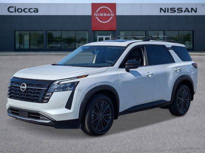 New 2026 Nissan Pathfinder SL w/ SL Premium Package