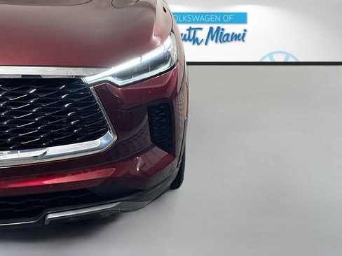 Used 2024 INFINITI QX60 Sensory w/ Cargo Package AWD/4WD image 9