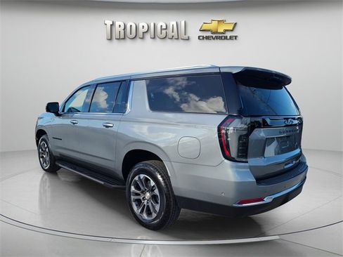New 2026 Chevrolet Suburban LT w/ Comfort Package image 3