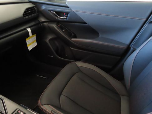 New 2025 Subaru Crosstrek 2.5i Limited w/ Crosstrek Mirror Package image 20