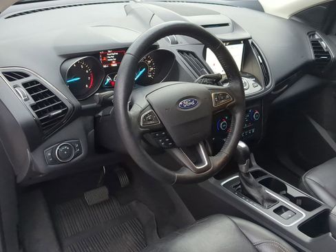 Used 2018 Ford Escape Titanium image 14