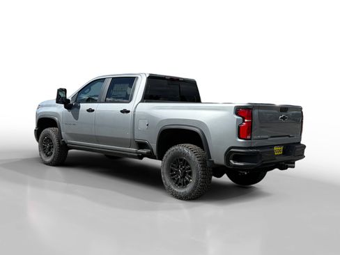 New 2026 Chevrolet Silverado 2500 ZR2 AWD/4WD image 3