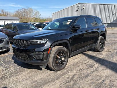 Used 2024 Jeep Grand Cherokee Altitude