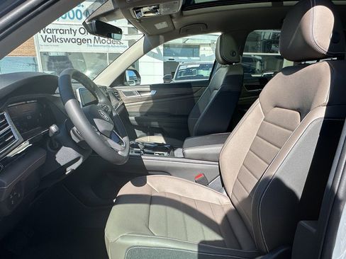 New 2026 Volkswagen Atlas SEL image 17