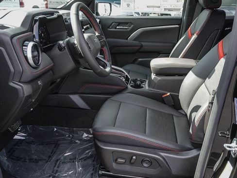 New 2026 Chevrolet Colorado Z71 w/ Technology Package AWD/4WD image 17