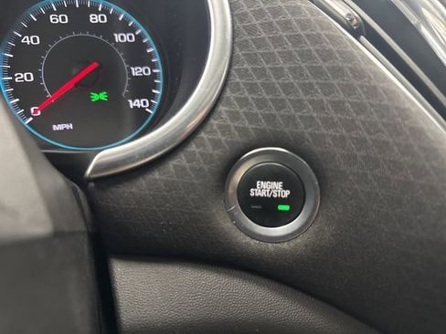 Used 2019 Chevrolet Malibu LT image 14