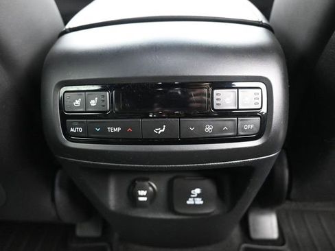 Used 2020 Hyundai Palisade Limited image 24