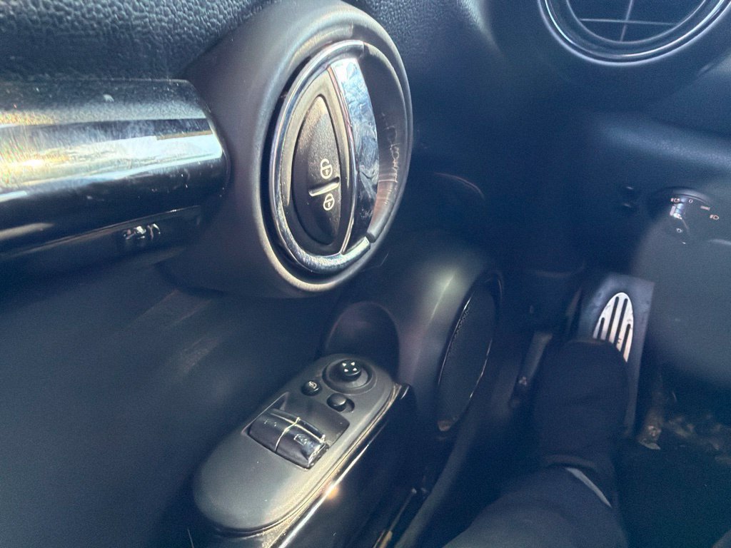 Used 2019 MINI Cooper John Cooper Works FWD image 15
