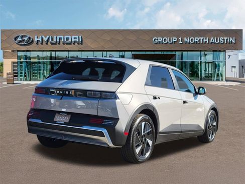 New 2026 Hyundai Ioniq 5 SEL image 2