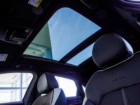 Used 2025 Kia K5 GT-Line w/ GT-Line Premium Package image 31