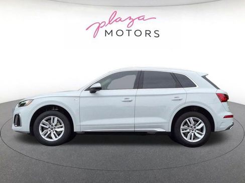 Certified 2023 Audi Q5 2.0T Premium w/ Convenience Package AWD/4WD image 8
