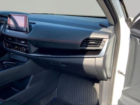 Used 2025 Nissan Rogue SV w/ Rock Creek Premium Package image 18