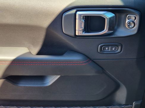 New 2026 Jeep Wrangler Unlimited Rubicon image 16