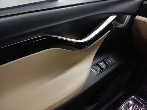 Used 2016 Tesla Model X Performance AWD/4WD image 17