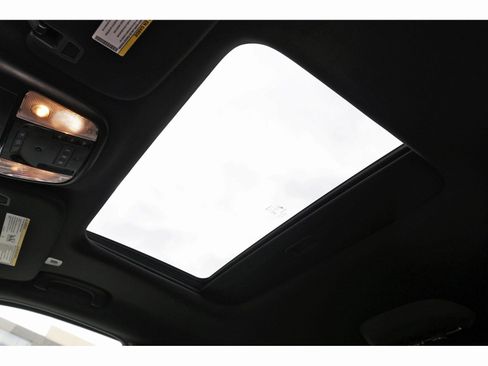 Used 2024 Dodge Durango GT image 31