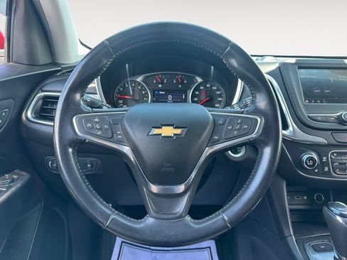 Used 2020 Chevrolet Equinox LT AWD/4WD image 25