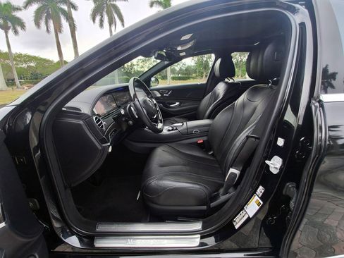 Used 2017 Mercedes-Benz S 550 Sedan image 20