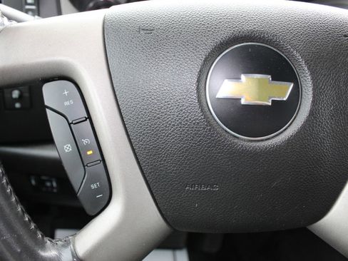 Used 2011 Chevrolet Silverado 2500 LT w/ Interior Plus Package AWD/4WD image 24