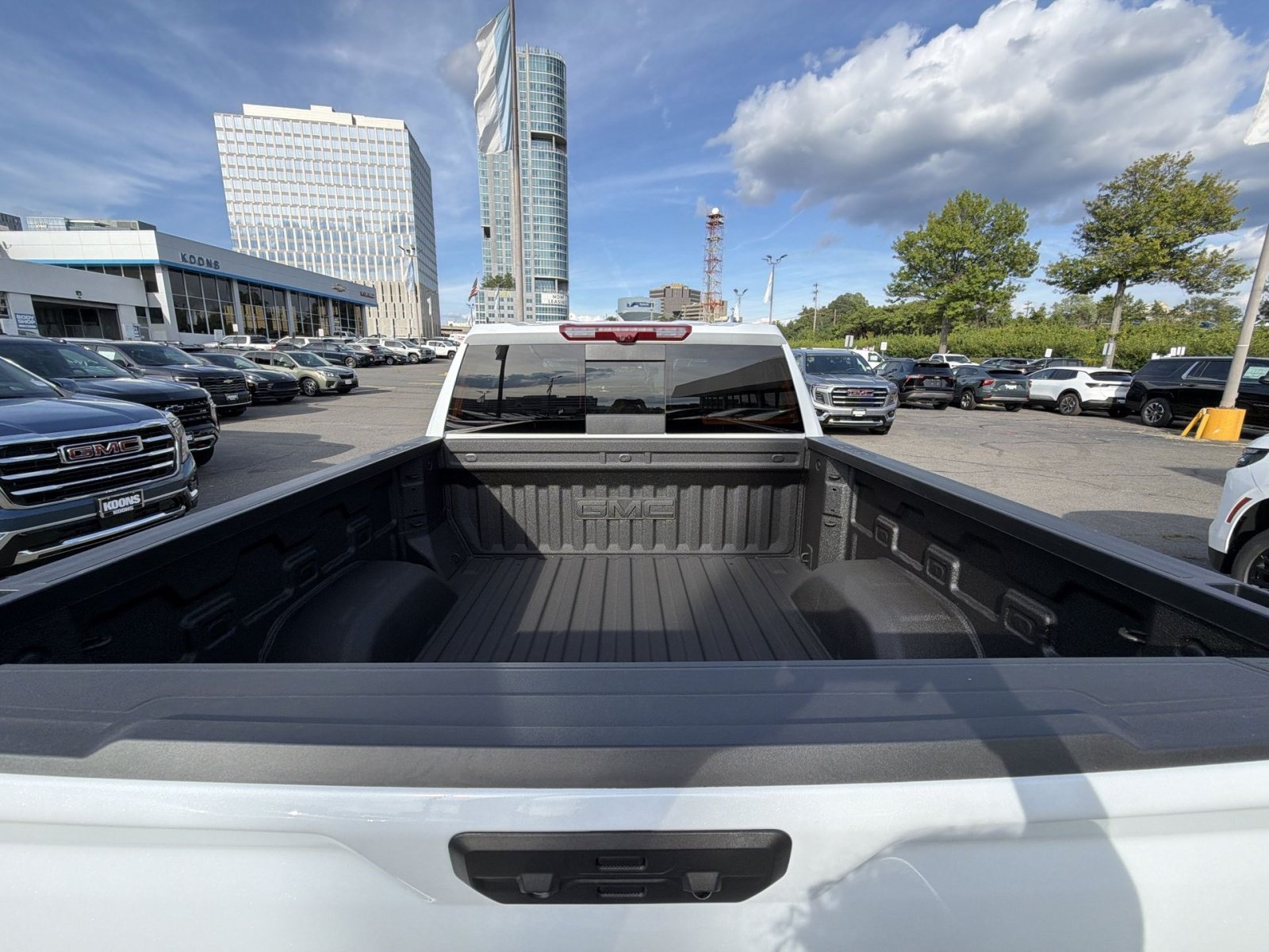 New 2026 GMC Sierra 1500 Denali w/ Technology Package AWD/4WD image 26