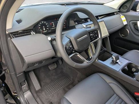 New 2025 Land Rover Discovery Sport S image 3