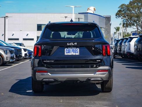 New 2026 Kia Sorento EX FWD image 6
