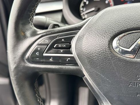 Used 2019 INFINITI QX50 Essential w/ Premium Heat Package image 10