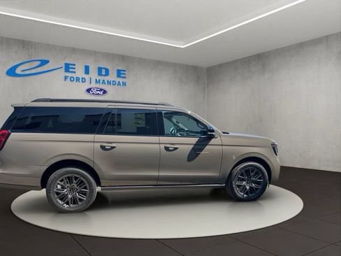 New 2027 Ford Expedition Max Platinum w/ Stealth Appearance Package AWD/4WD image 12