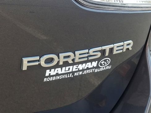Used 2024 Subaru Forester Premium image 29