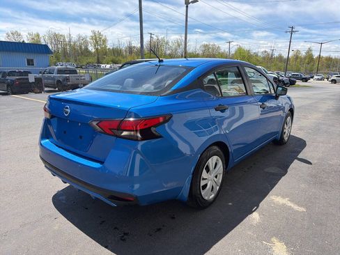 Used 2021 Nissan Versa S FWD image 14