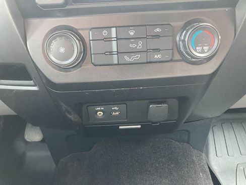 Used 2015 Ford F150 XLT w/ Trailer Tow Package image 10