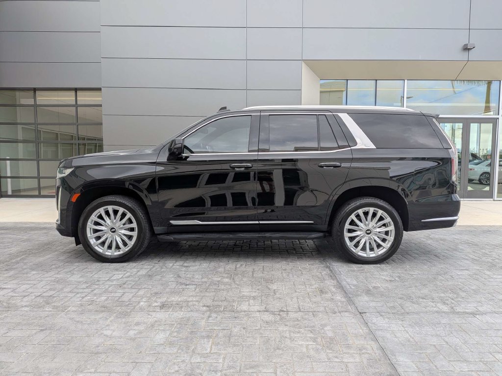 Used 2022 Cadillac Escalade Luxury w/ LPO, Floor Liner Package AWD/4WD image 2
