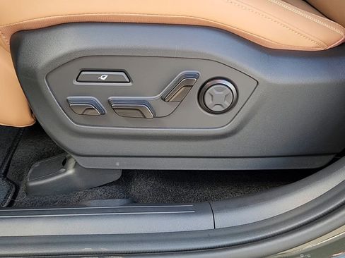 New 2026 Hyundai Santa Fe Calligraphy AWD/4WD image 8