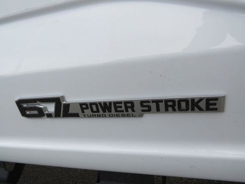 New 2025 Ford F250 Lariat w/ Lariat Ultimate Package image 14