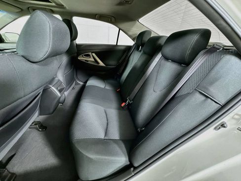 Used 2010 Toyota Camry SE FWD image 27