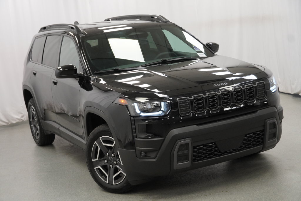 New 2026 Jeep Cherokee Laredo AWD/4WD image 12