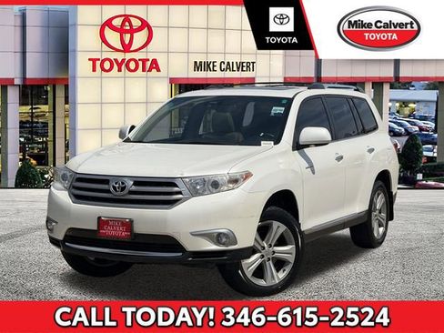 Used 2013 Toyota Highlander Limited FWD image 1