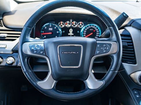 Used 2019 GMC Yukon Denali w/ Denali Ultimate Package AWD/4WD image 23
